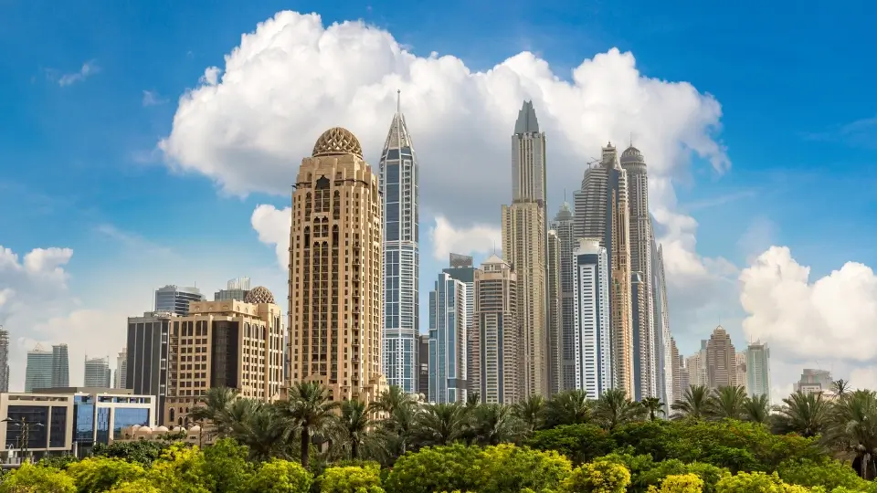 Luxury Dubai vacation home for event planners with spacious interiors and scenic views